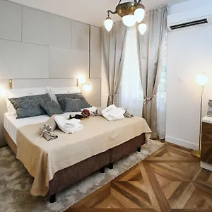 https://garden-luxury-room.splithotels.org