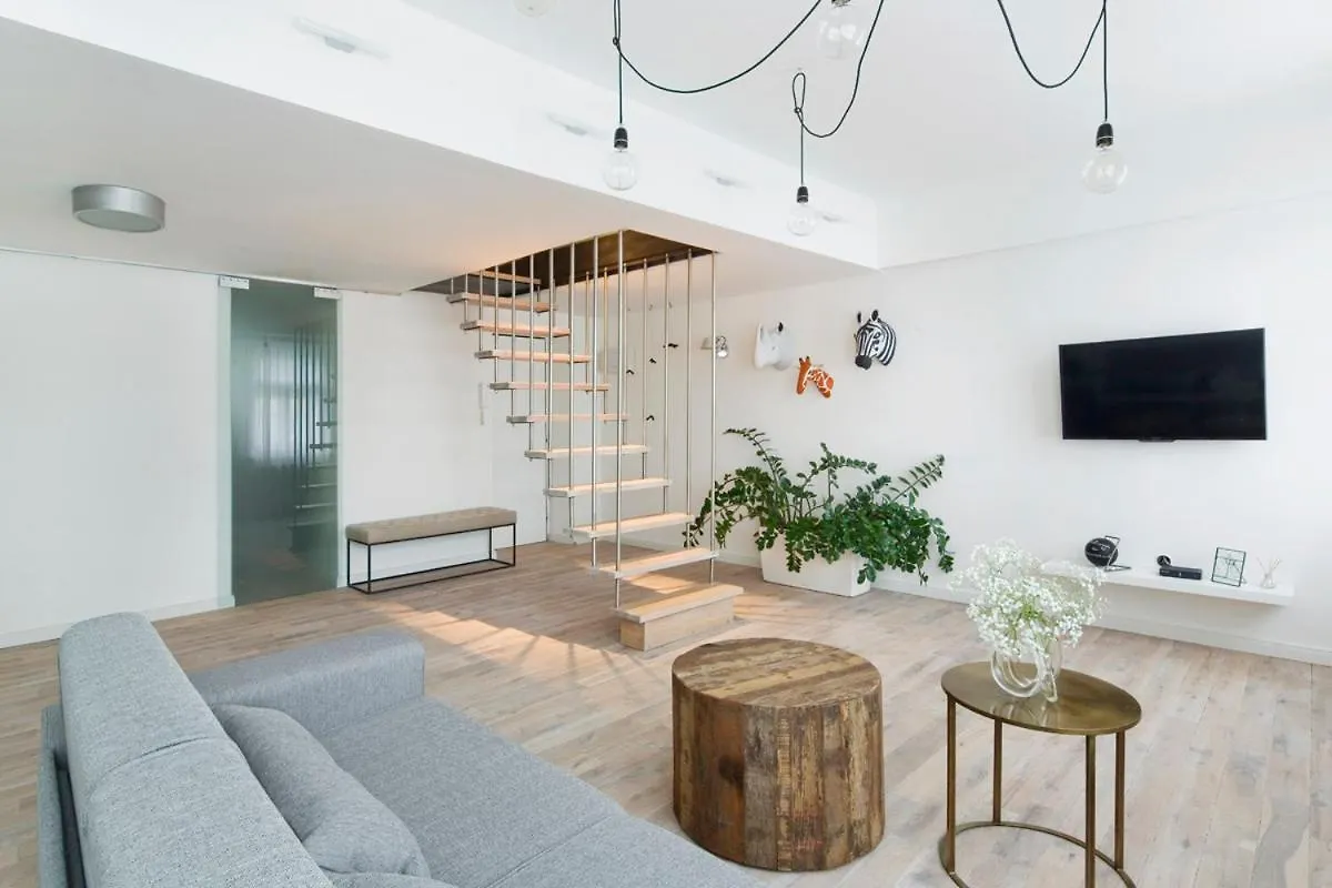 Holeckova Apartments Praga Hotel