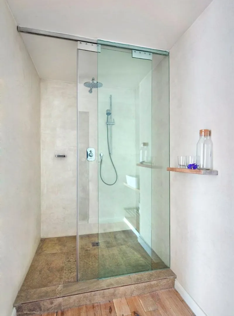 Holeckova Apartments Praga