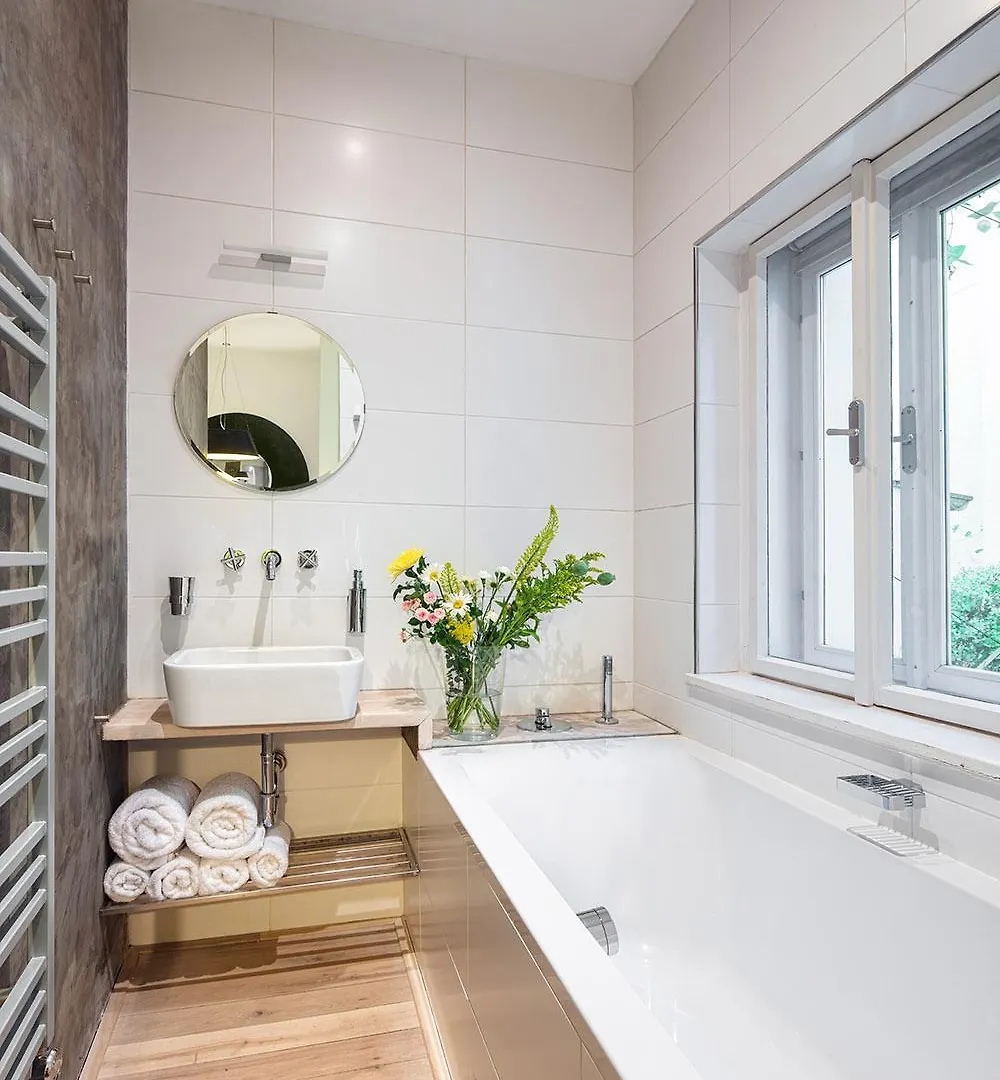 Holeckova Apartments Prague