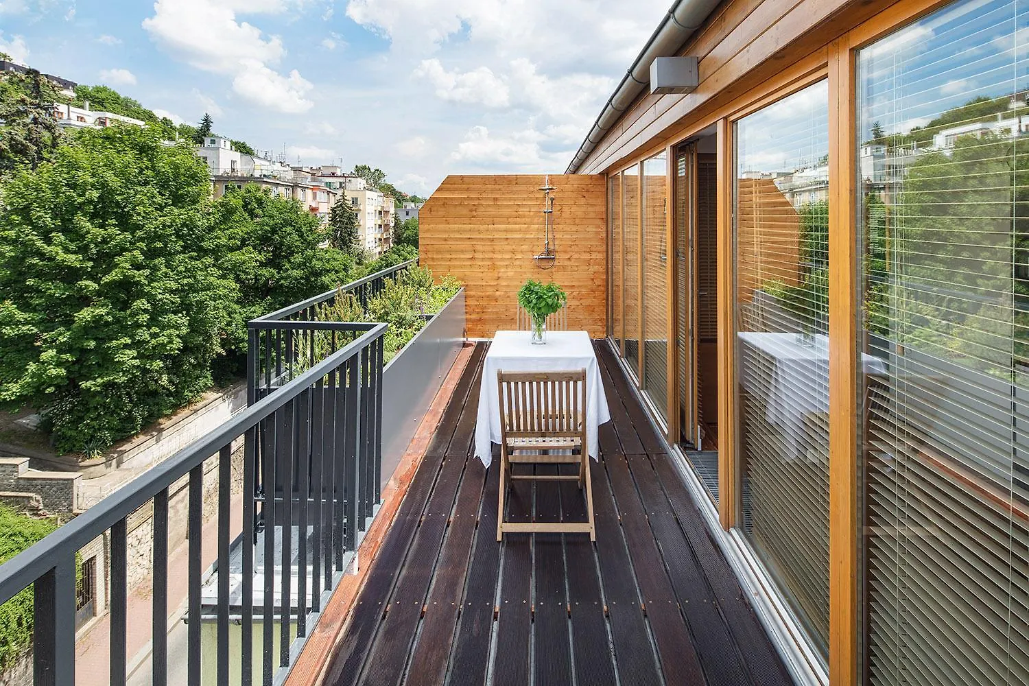 Holeckova Apartments Prague Hotel